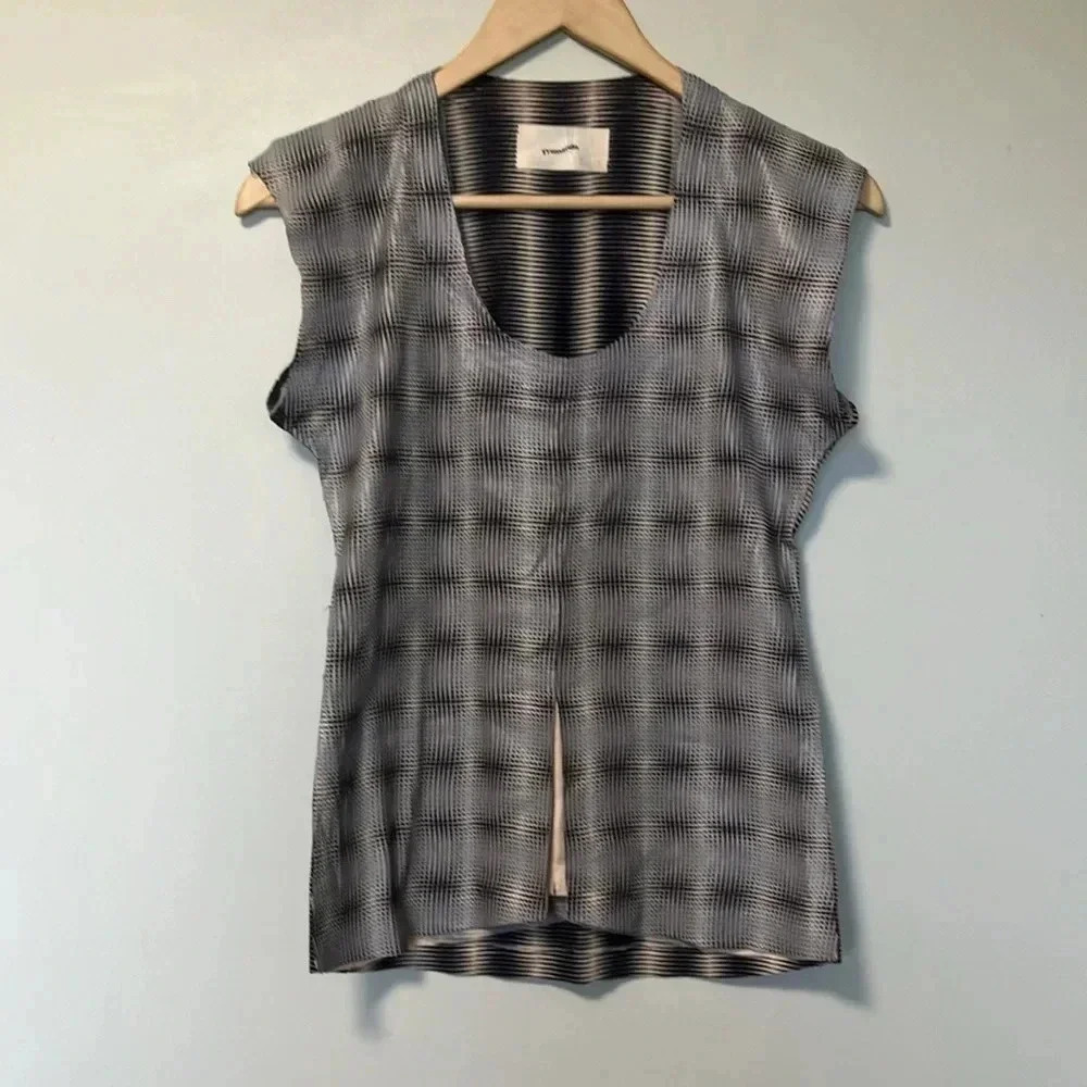 Tramando geometrical  psychedelic pattern top